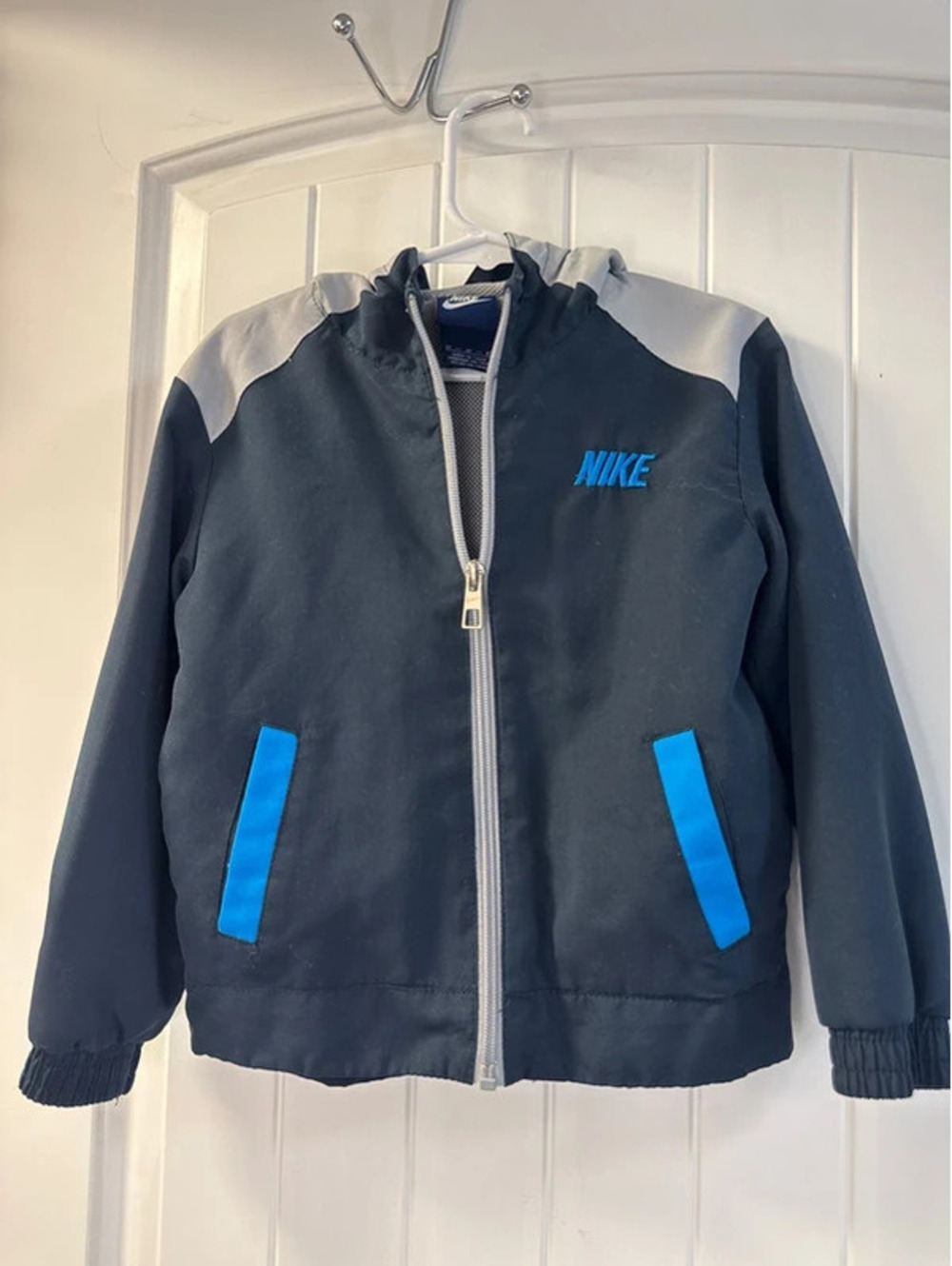 Nike Kids Jacket – Size 4T